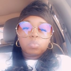 Meet your Posher, Sha